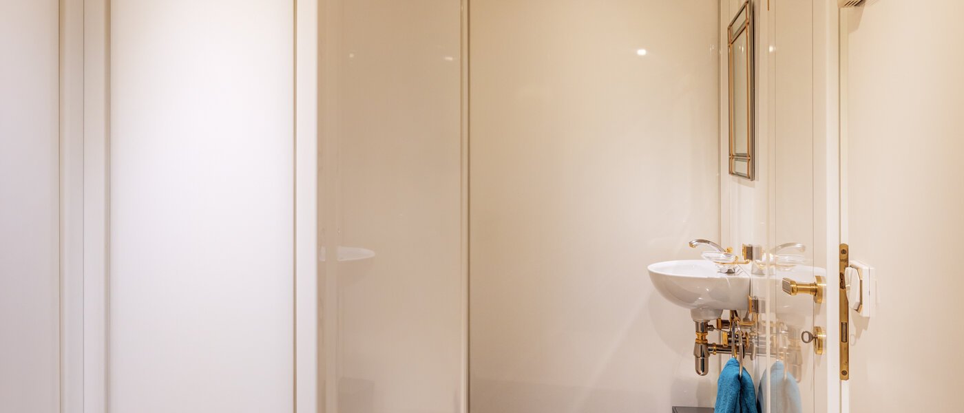 house Vaterstetten Baldham 04 separate toilet 13408