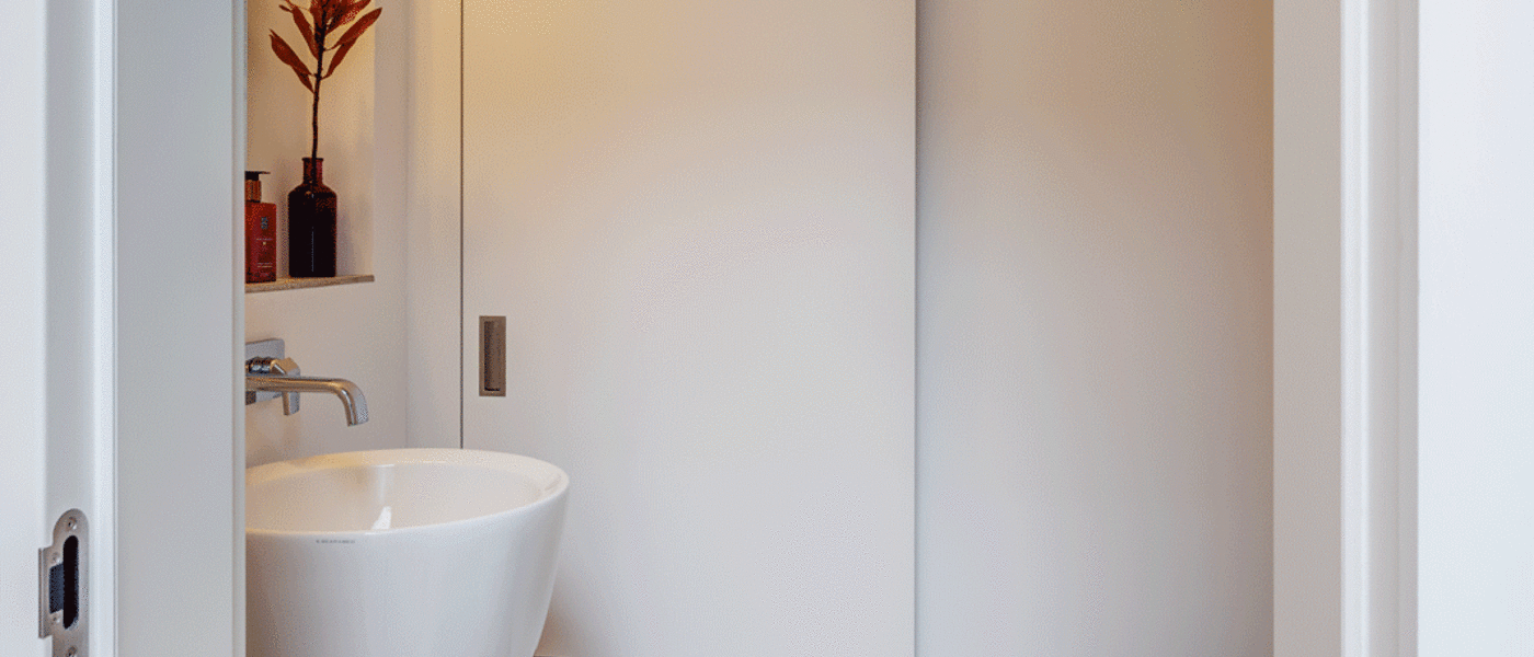 penthouse München Solln 02 separate toilet 13410