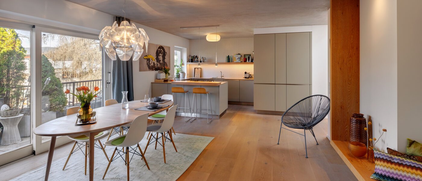 penthouse München Solln 01 dining area 13410