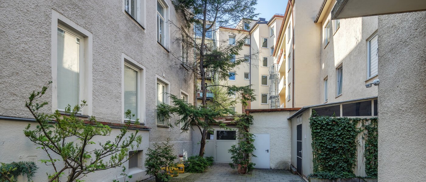 apartment München Lehel 02 inner courtyard  13416