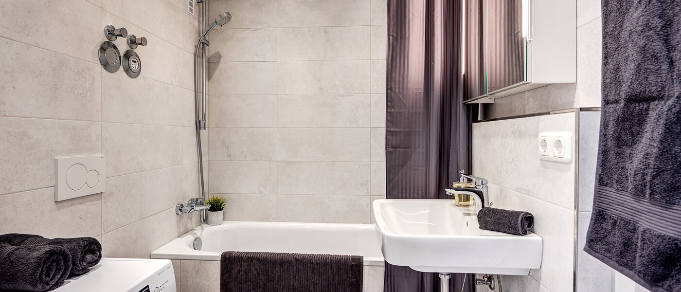 apartment München Aubing 01 bathroom 13422