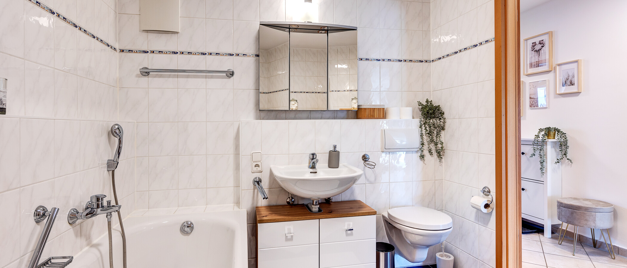 apartment München Messestadt Riem 02 bathroom 13423