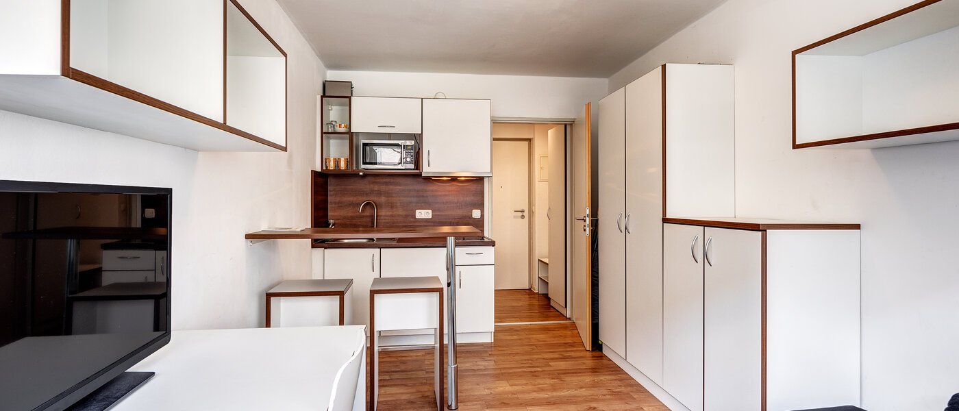 apartment München Milbertshofen 03 living area 13431