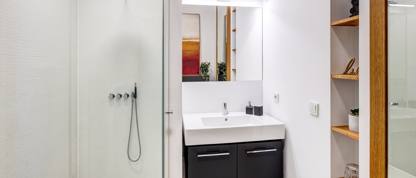 apartment München Nymphenburg 01 bathroom 13432