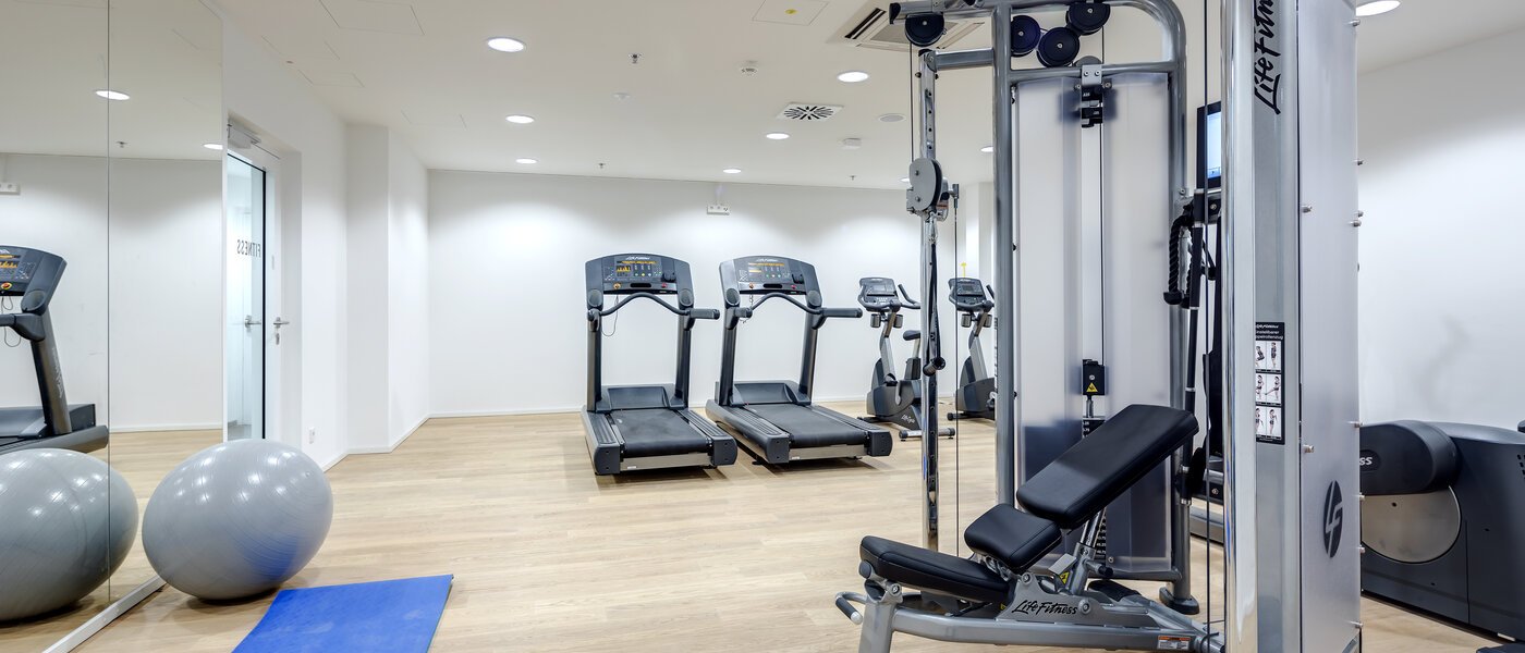 apartment München Nymphenburg 03 fitness 13432