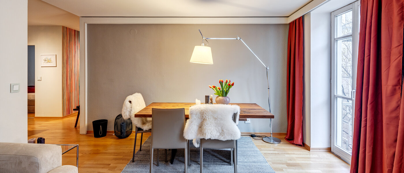 apartment München Altstadt 03 living area 13437