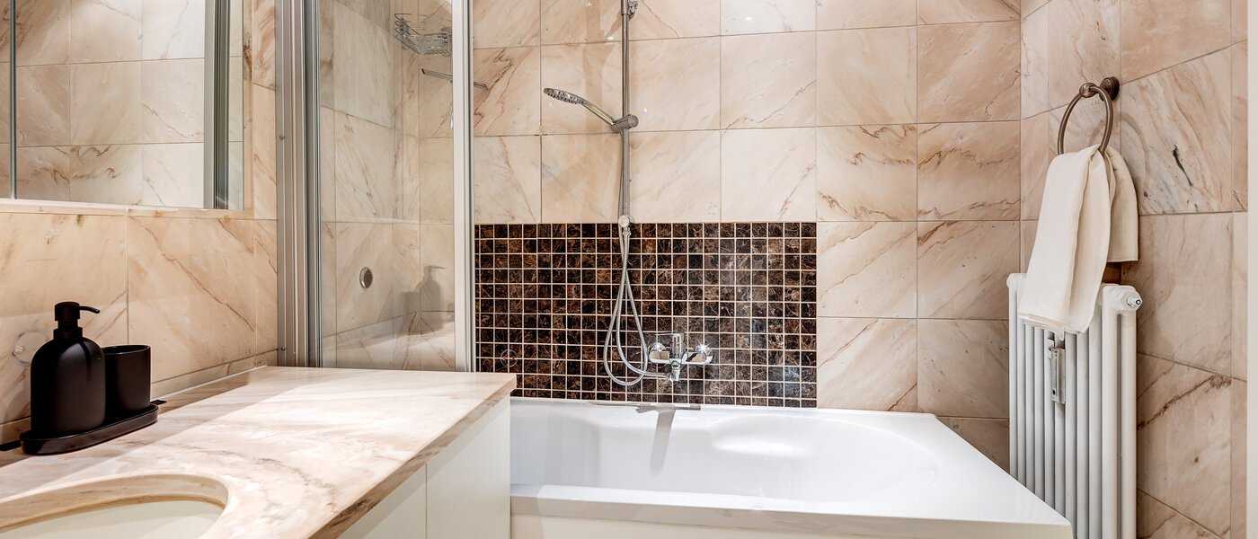 apartment München Schwabing - Alte Heide 02 bathroom 13448