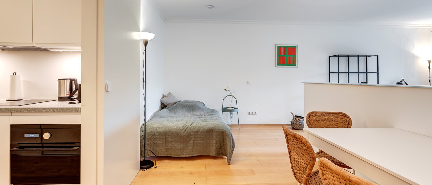 apartment München Schwabing - Alte Heide 04 living area 13448