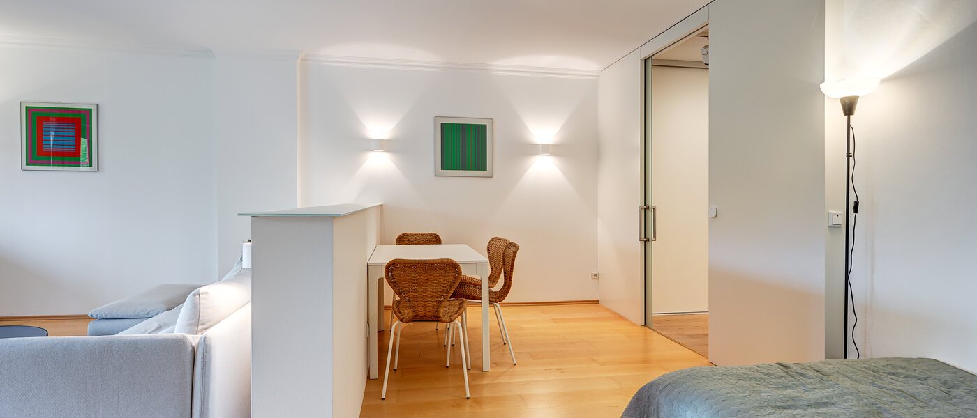 apartment München Schwabing - Alte Heide 06 living area 13448