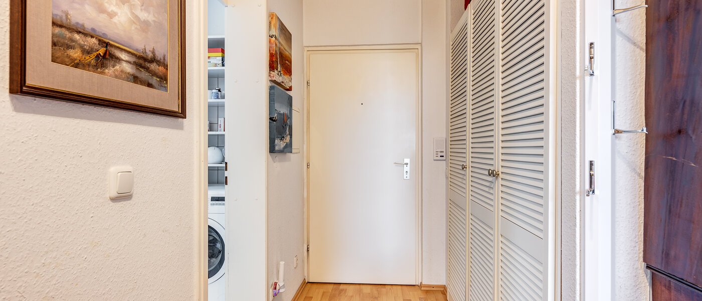 apartment Ottobrunn 01 hall 13449