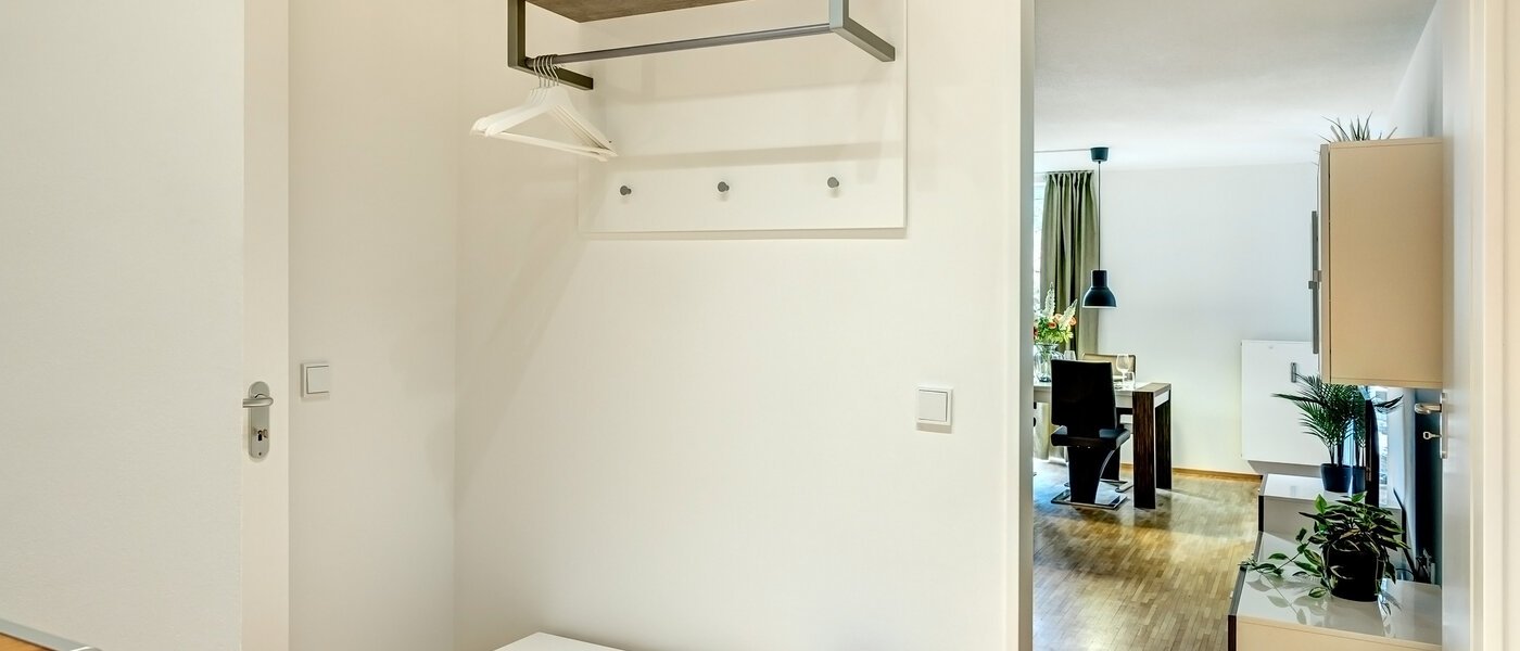 apartment München Moosach 02 hall 13457