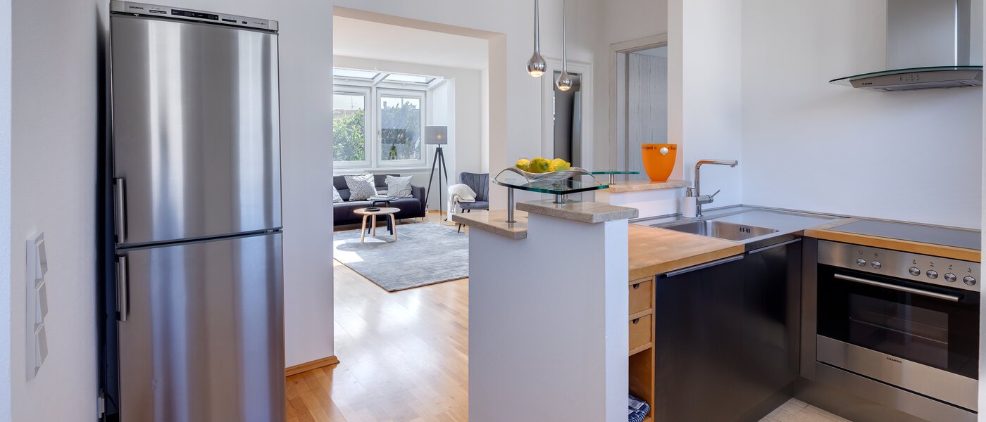 roof terrace apartment München Maxvorstadt - Westen 02 kitchen 13461