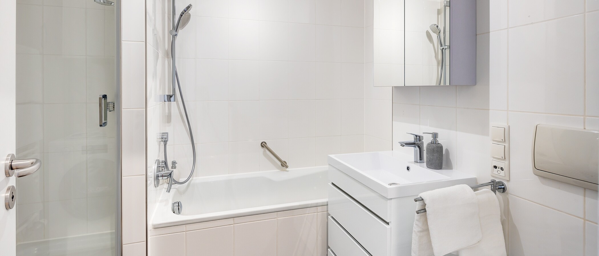 apartment München Schwanthalerhöhe 01 bathroom 13468