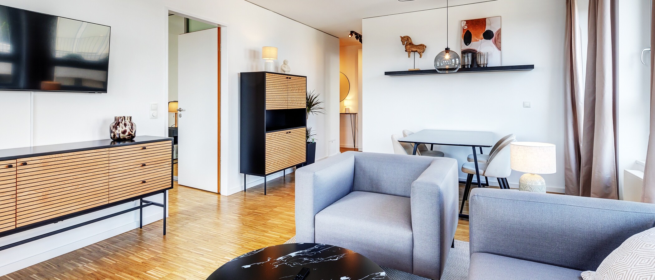 apartment München Schwanthalerhöhe 02 living area 13468