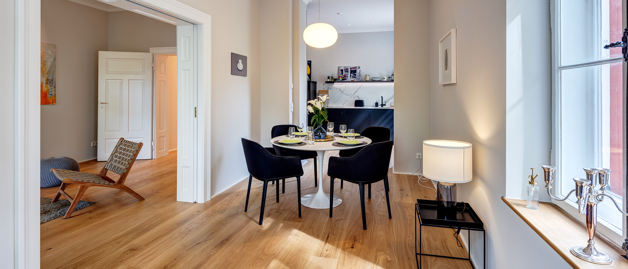 apartment München Nymphenburg 03 dining area 13470