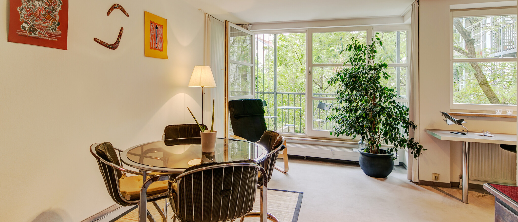apartment München Gärtnerplatzviertel 04 living room 1348
