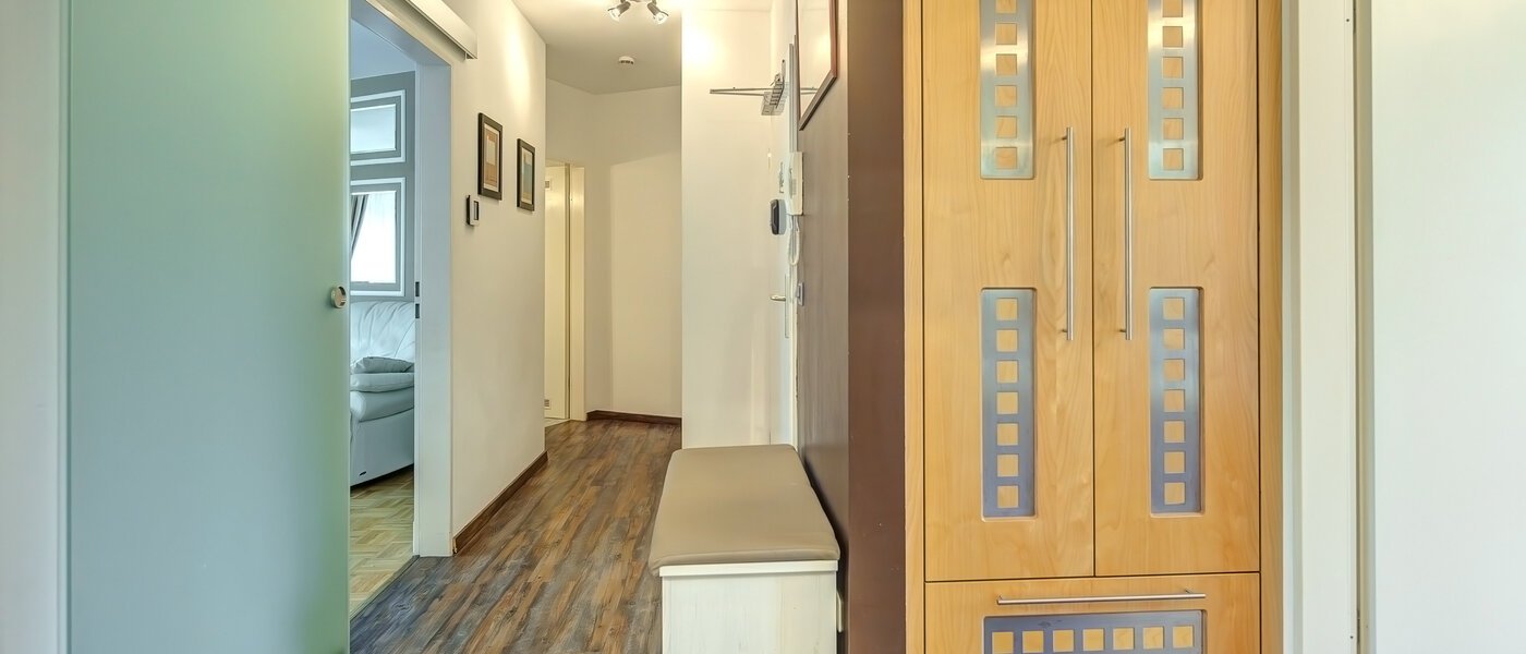 apartment Poing 04 hall 13482