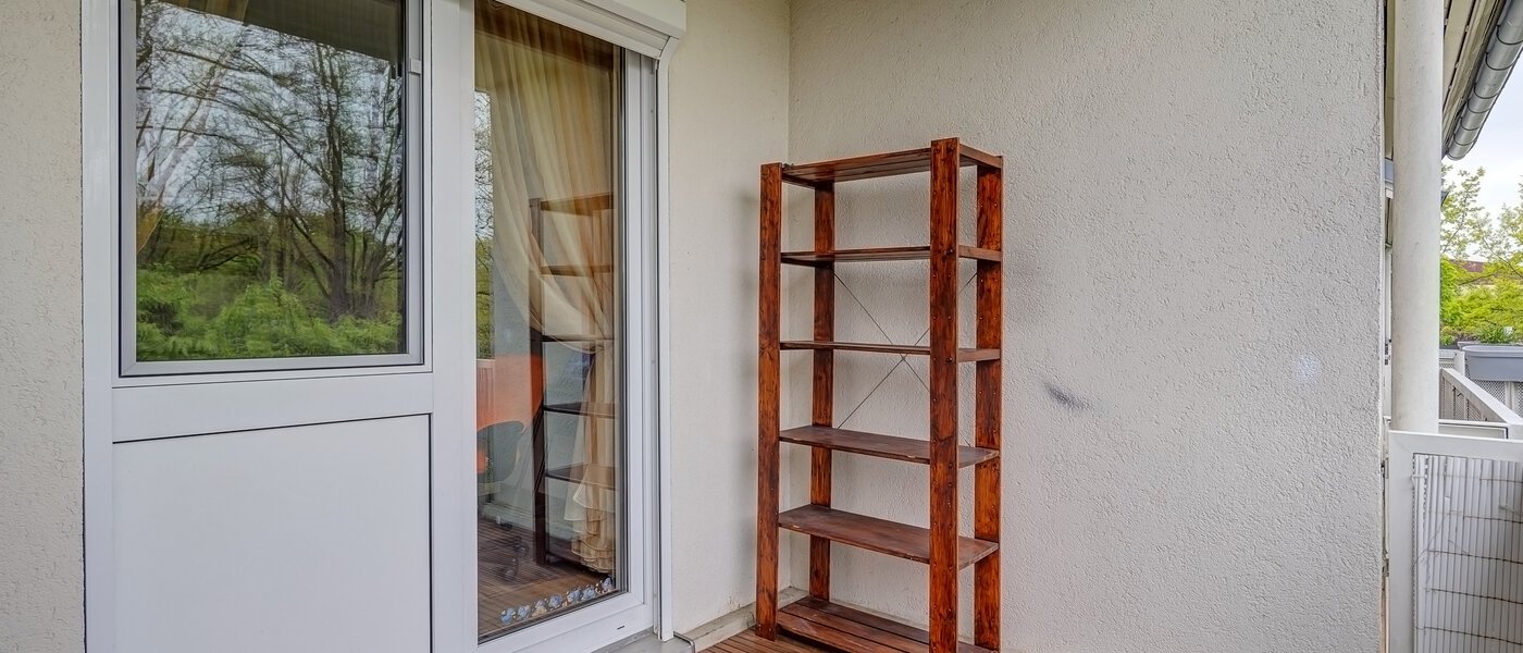 apartment Poing 03 balcony 13482