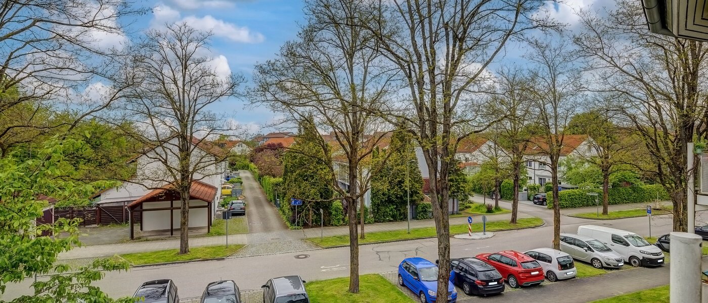 apartment Poing 03 view 13482