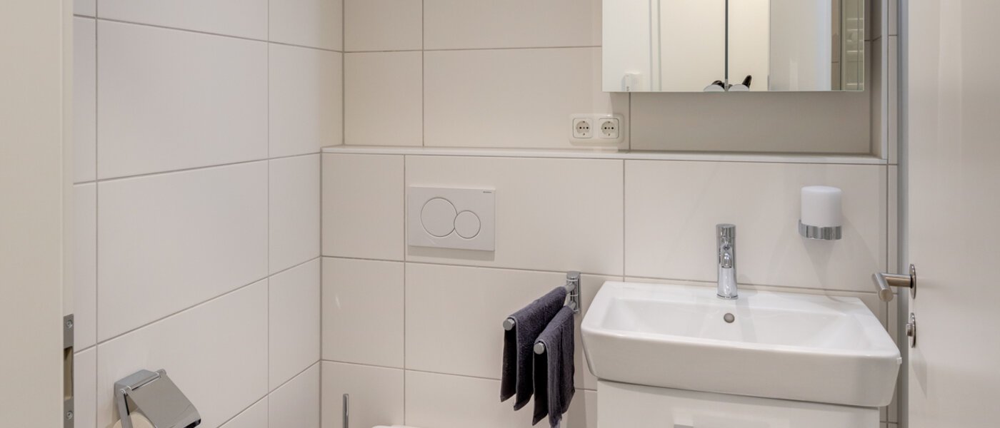 apartment Grasbrunn 02 bathroom 13488