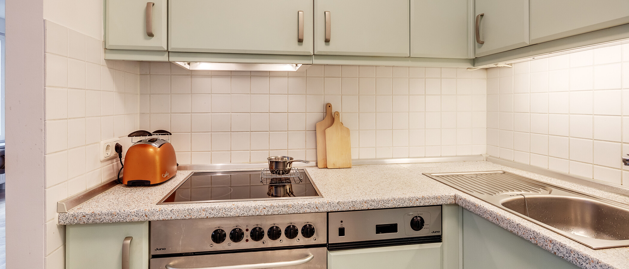 apartment München Lehel 02 kitchen 1349