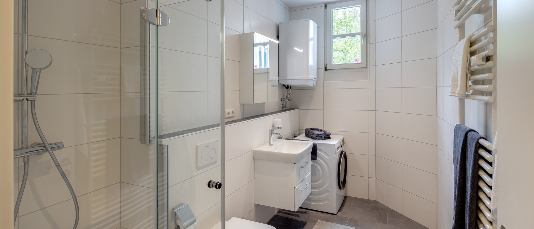 apartment Grasbrunn 01 bathroom 13493