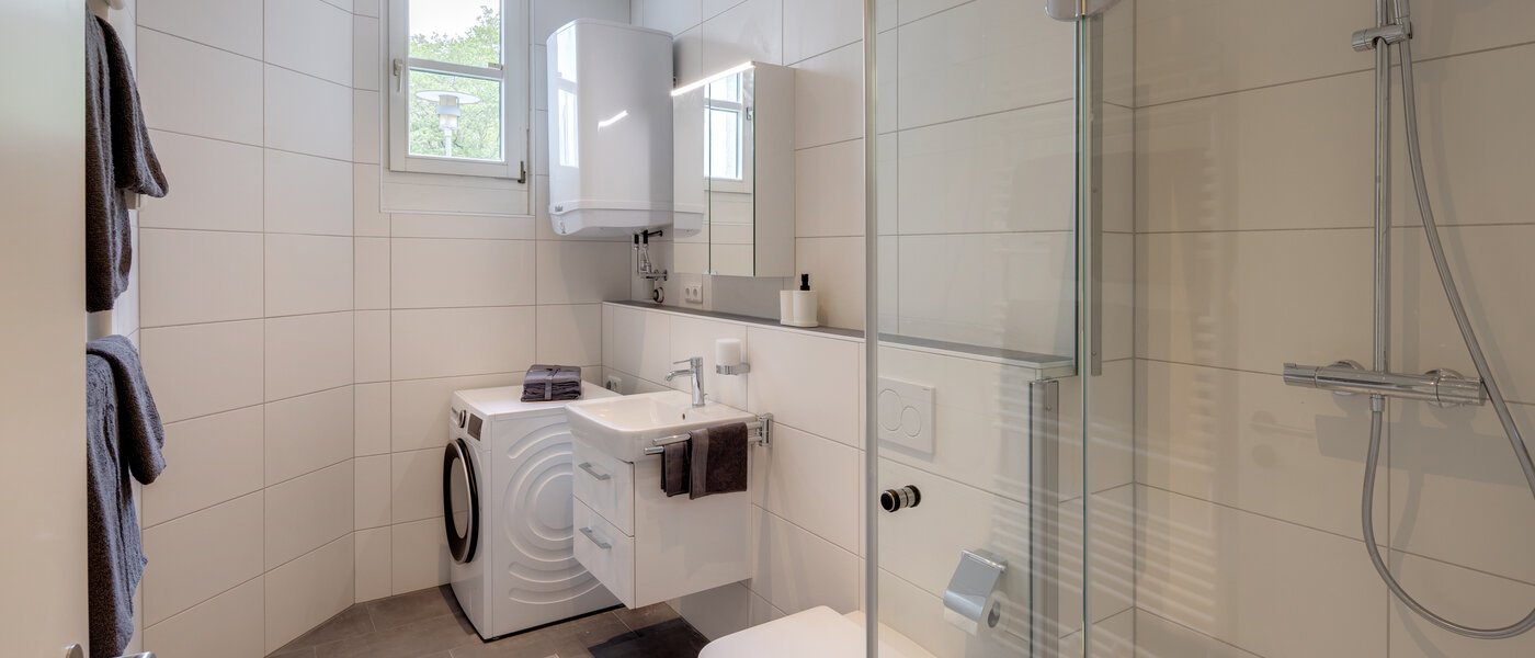 apartment Grasbrunn 01 bathroom 13494