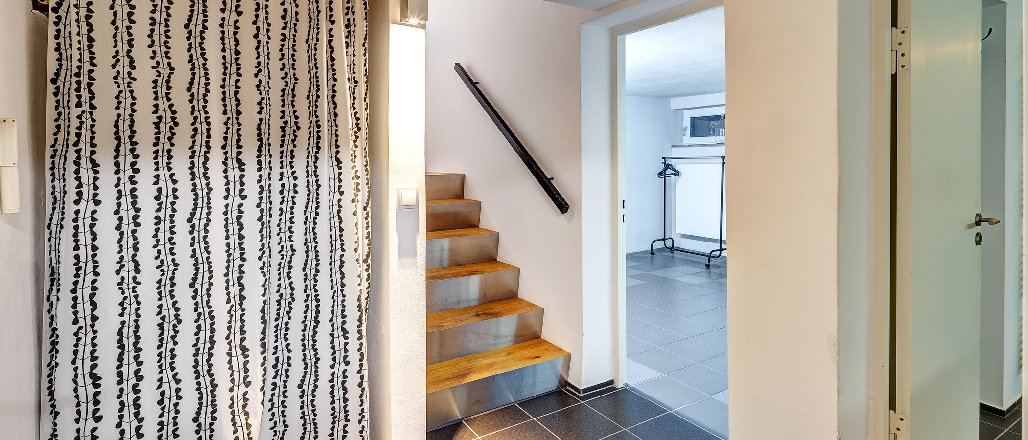 semi-detached house Gauting 08 hall 13500