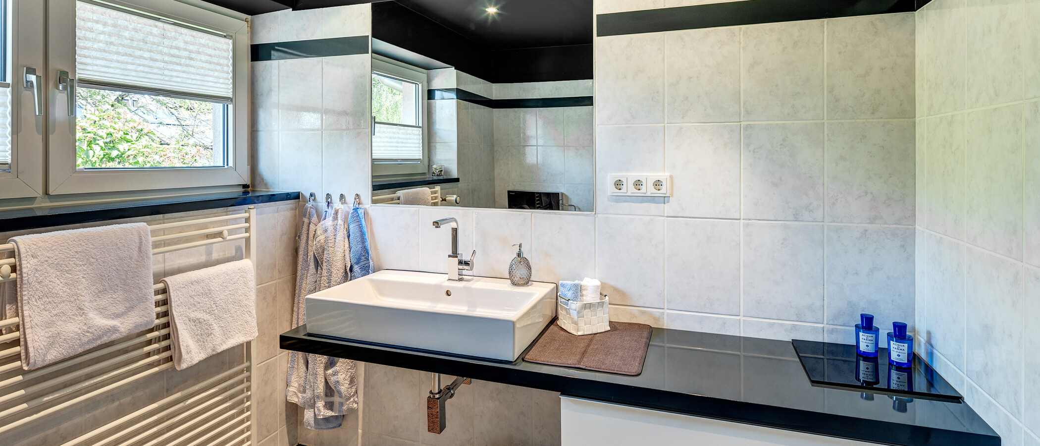 semi-detached house Gauting 02 1. bathroom 13500