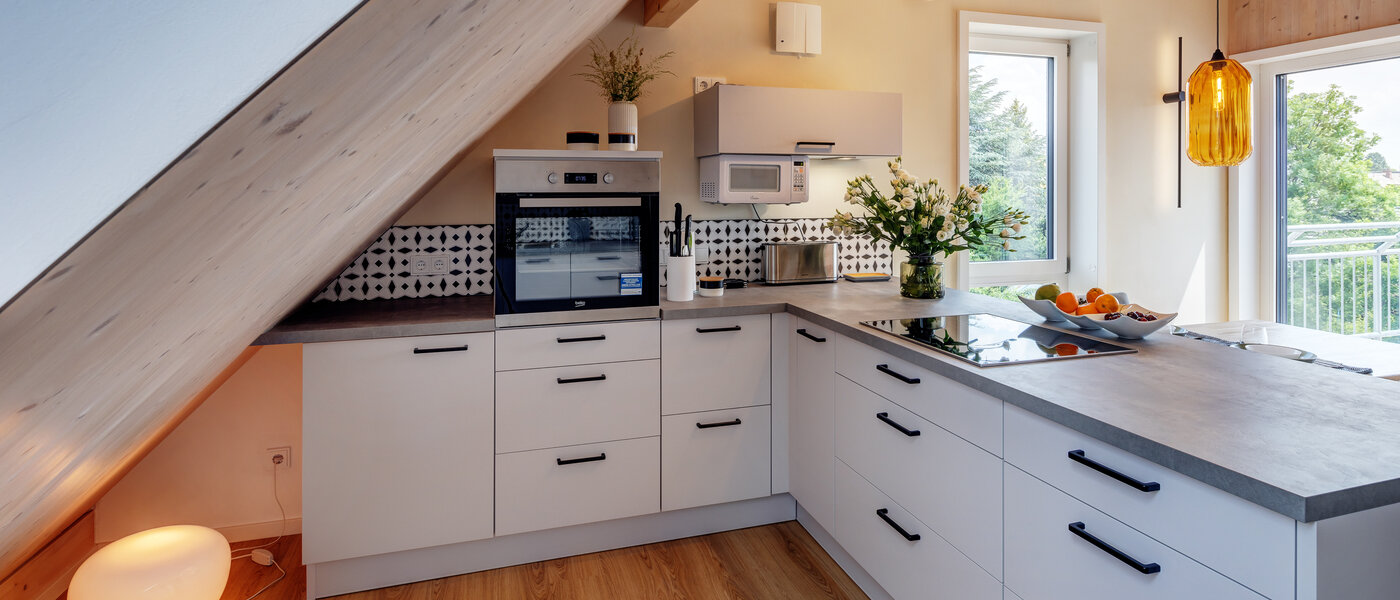 attic apartment München Berg am Laim 02 kitchen 13504