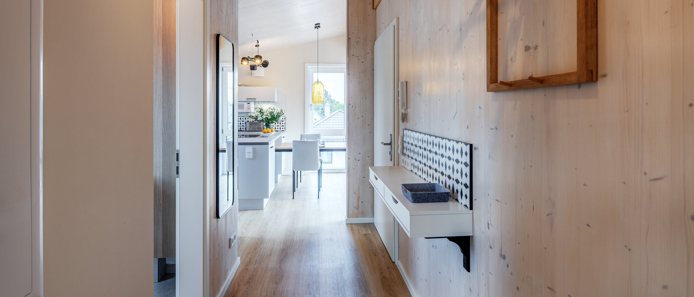 attic apartment München Berg am Laim 01 hall 13504