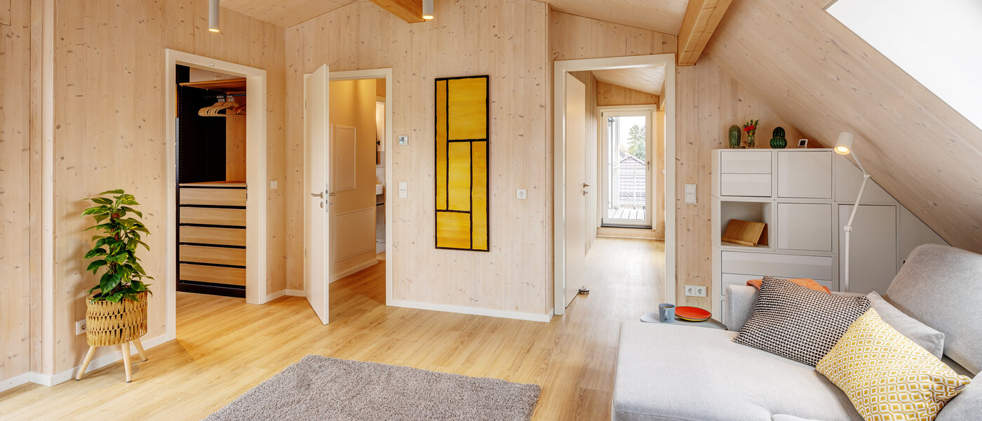 attic apartment München Berg am Laim 03 living area 13504