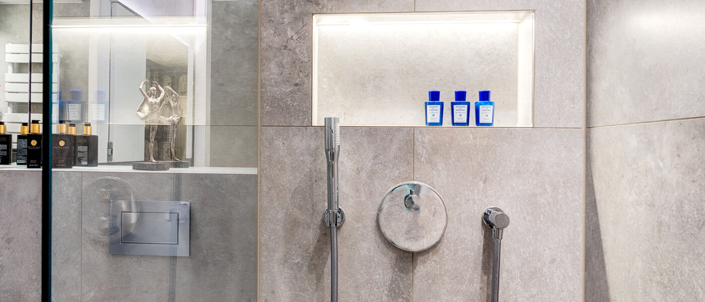 apartment München Schwabing-West 02 bathroom 13523