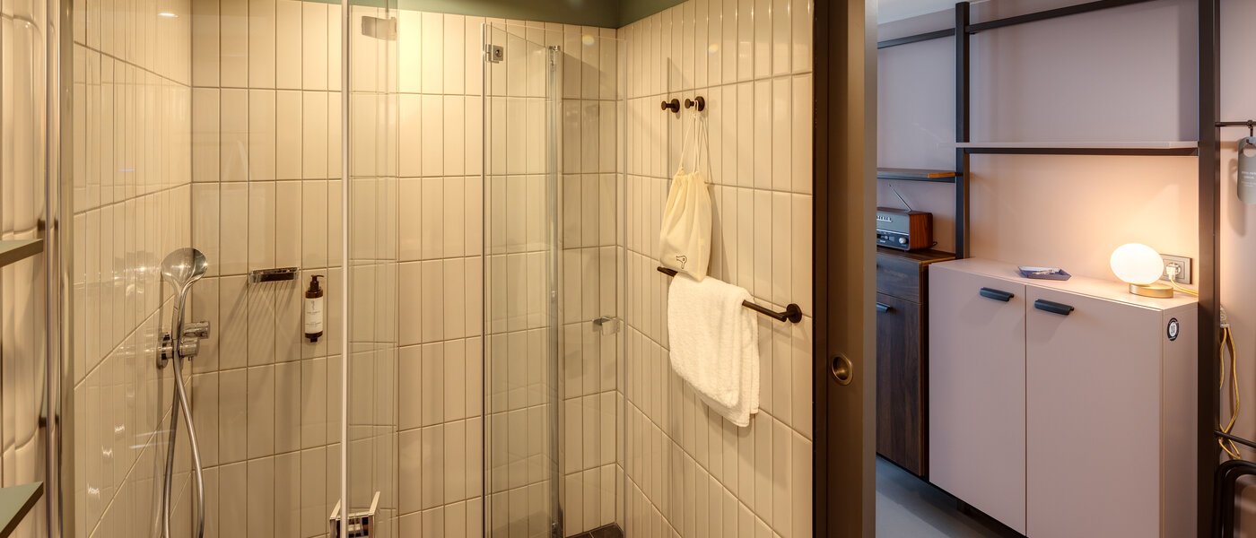 maisonette München Neuperlach 01 bathroom 13534