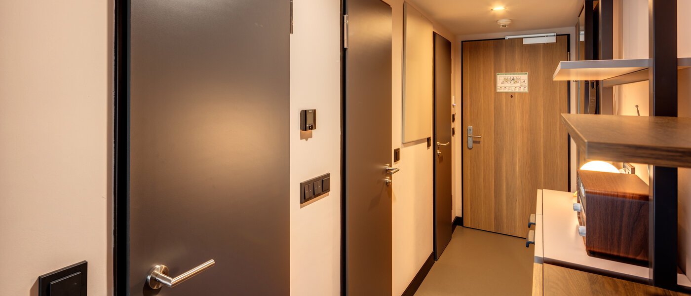 maisonette München Neuperlach 03 hall 13536