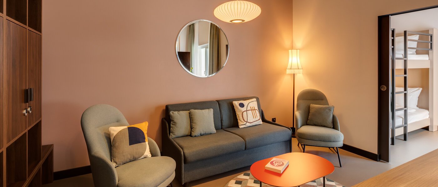 maisonette München Neuperlach 01 living area 13536