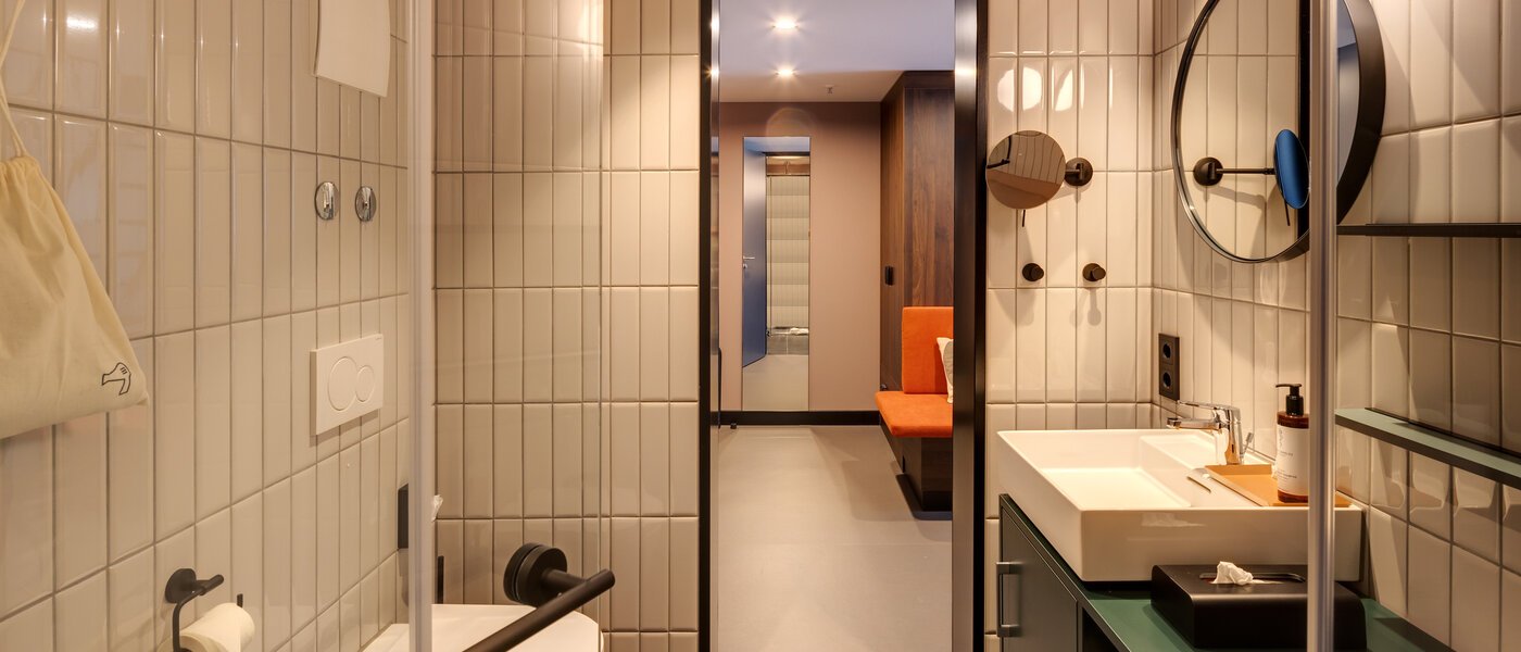 maisonette München Neuperlach 02 bathroom 13537