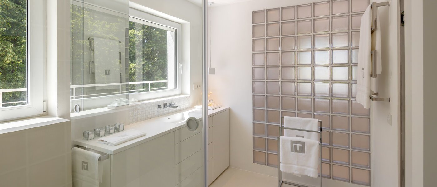 penthouse Unterhaching 03 bathroom 13549