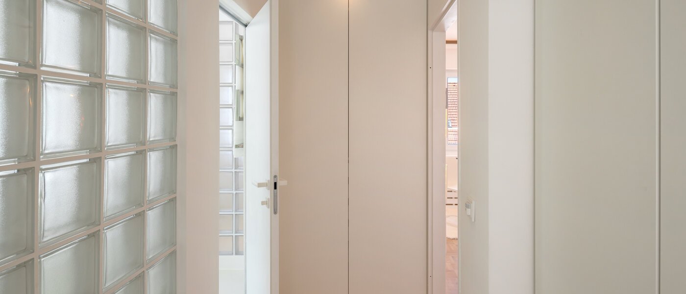 penthouse Unterhaching 05 hall 13549