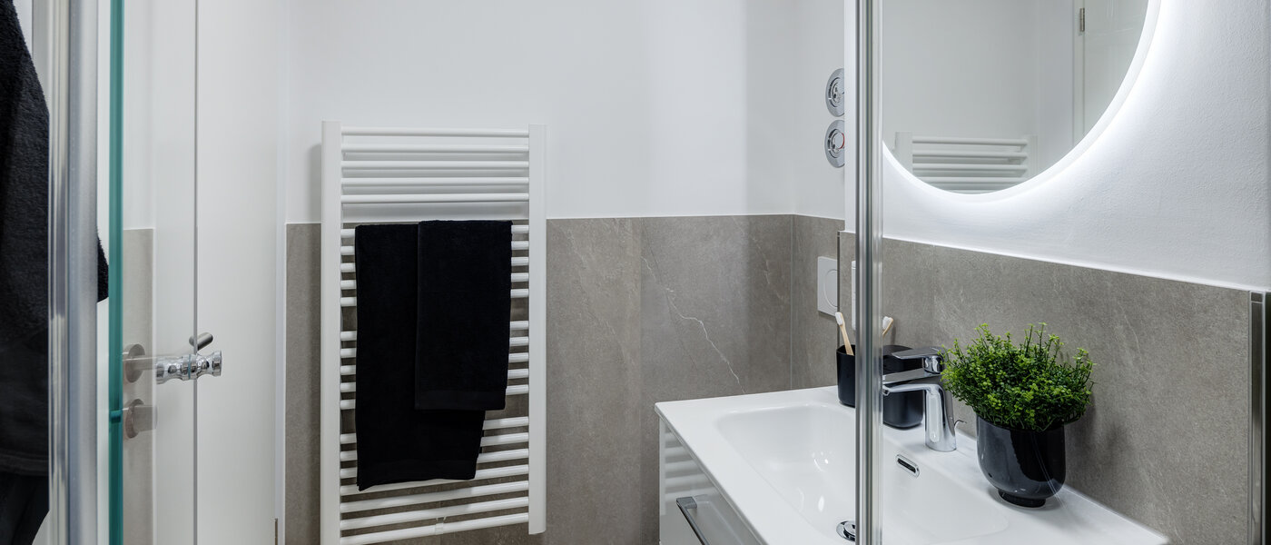 apartment München Milbertshofen 05 bathroom 13553