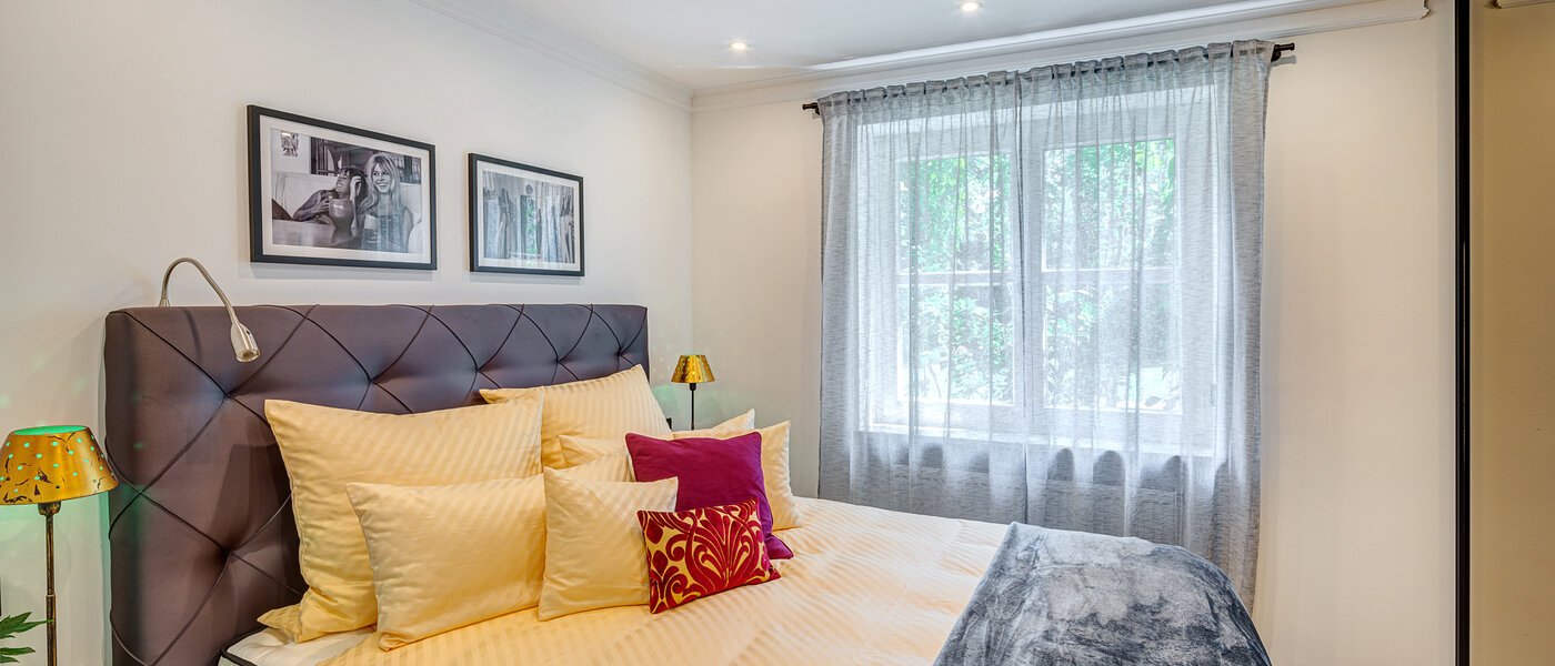 apartment München Nymphenburg 01 bedroom 13556