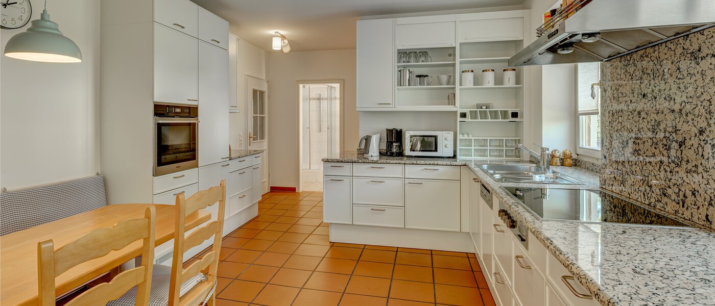 apartment with garden 	 Schliersee 03 kitchen 13576