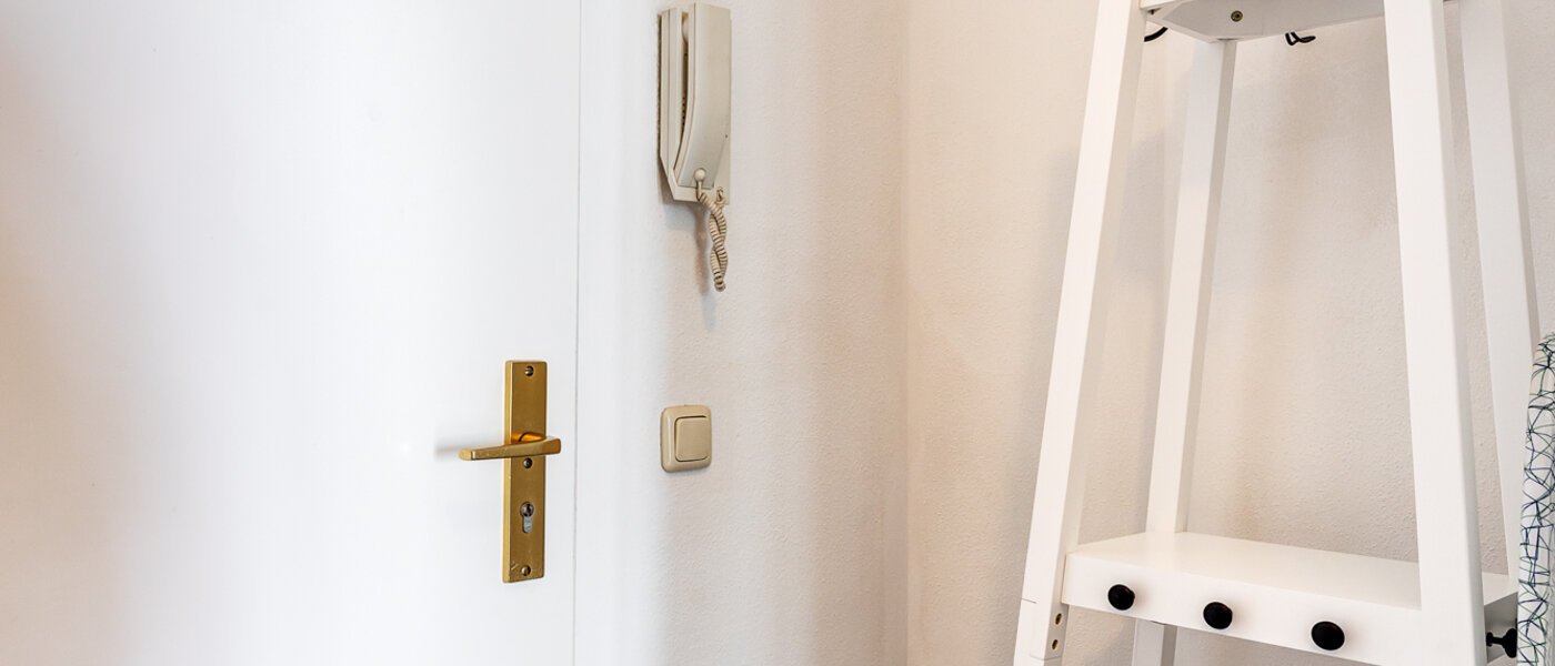 apartment München Obermenzing 02 hall 13578