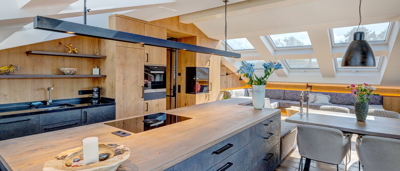 attic apartment Holzkirchen 01 kitchen 13582