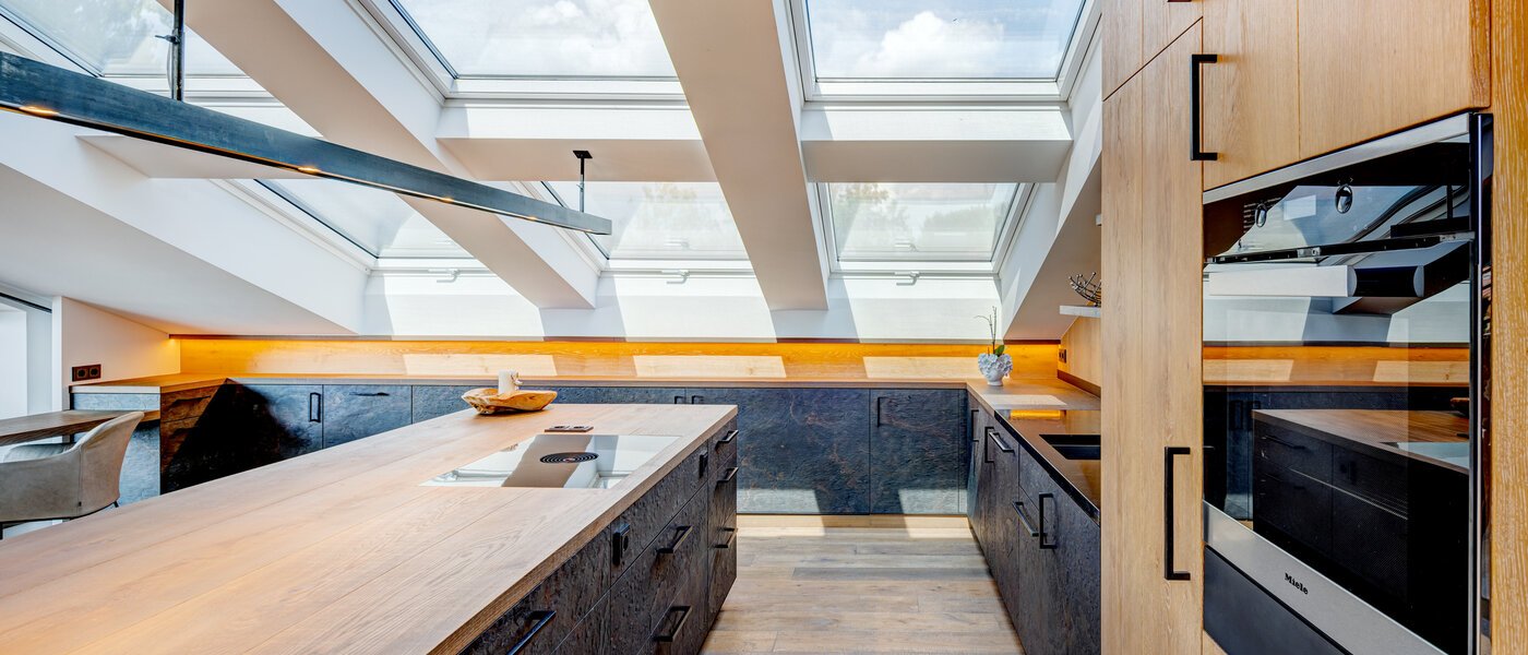 attic apartment Holzkirchen 03 kitchen 13582