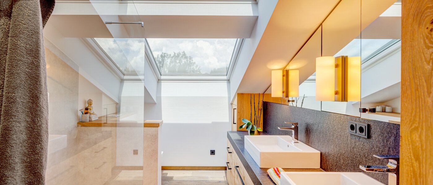 attic apartment Holzkirchen 03 bathroom 13582