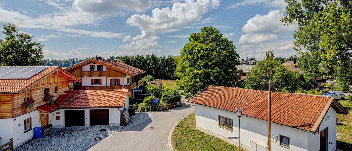 attic apartment Holzkirchen 03 view 13582