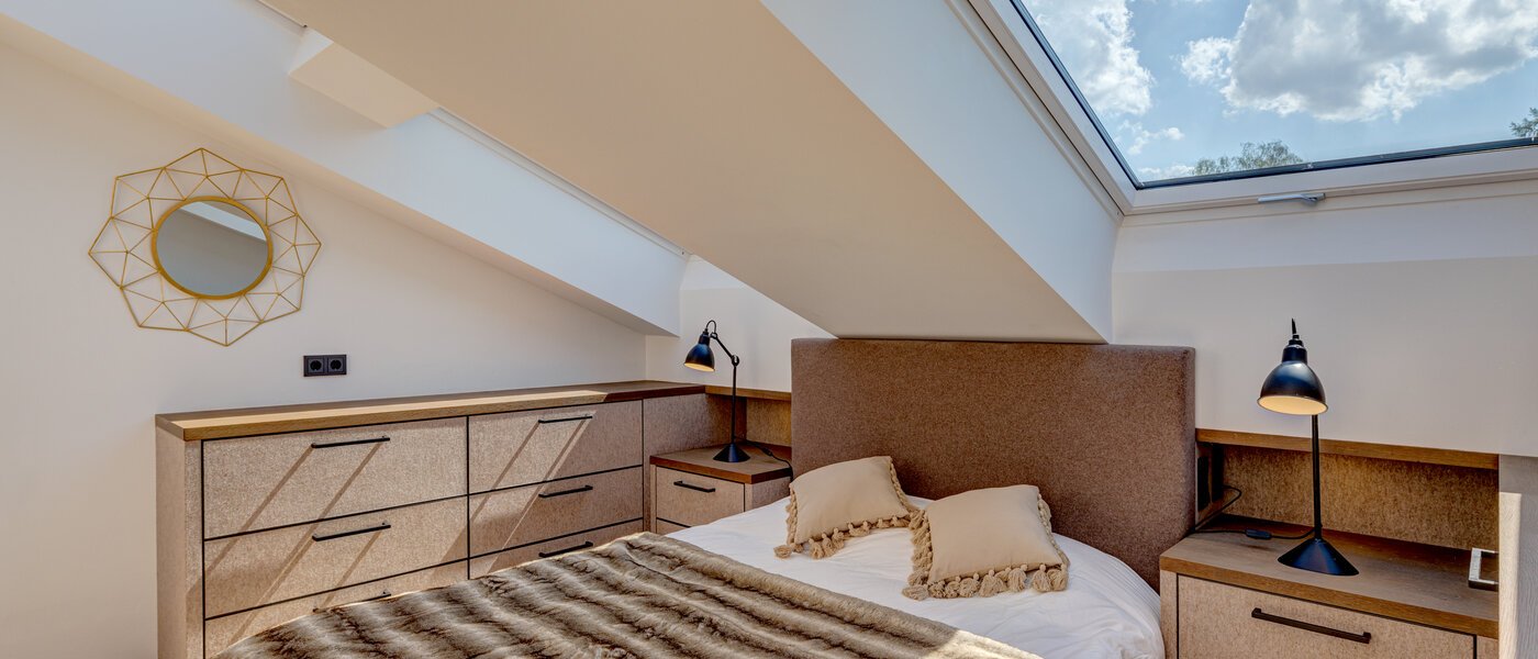 attic apartment Holzkirchen 02 bedroom 13582