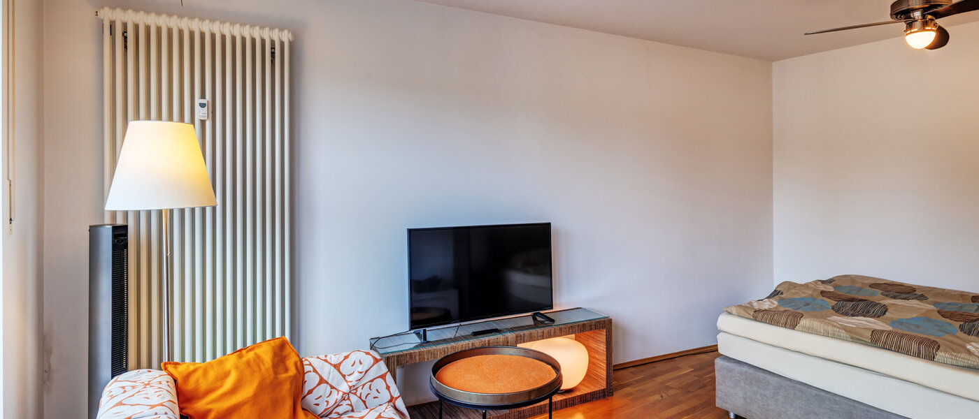 apartment München Hadern 03 living area 13587