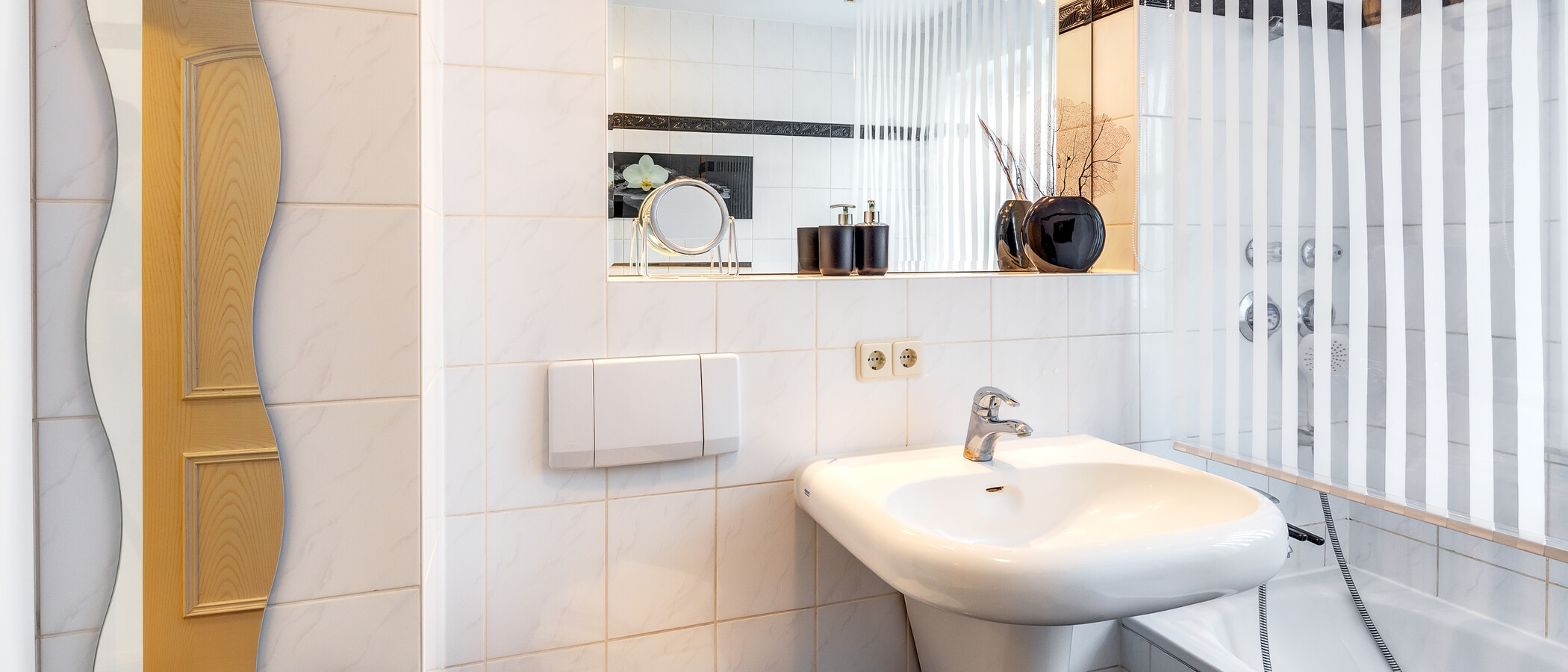 maisonette München Lerchenau 02 bathroom 13603